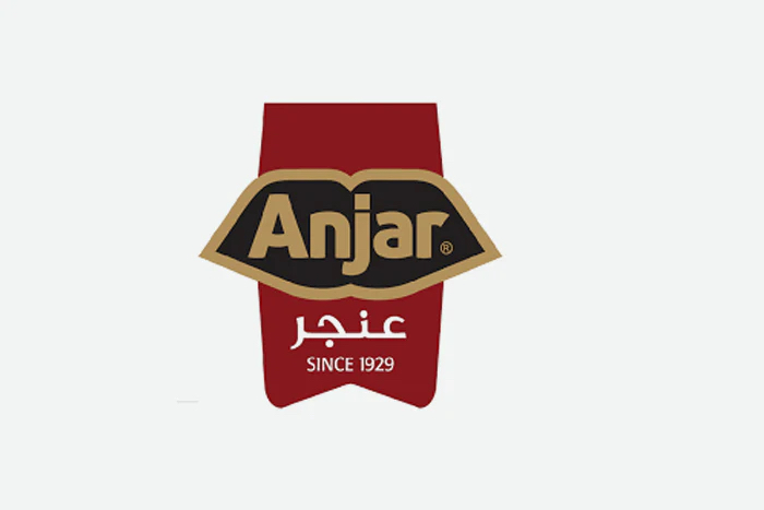 صورة للصانع عنجر